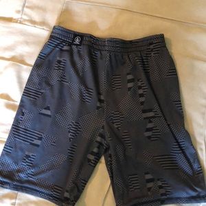 Volcom Reversible athletic shorts